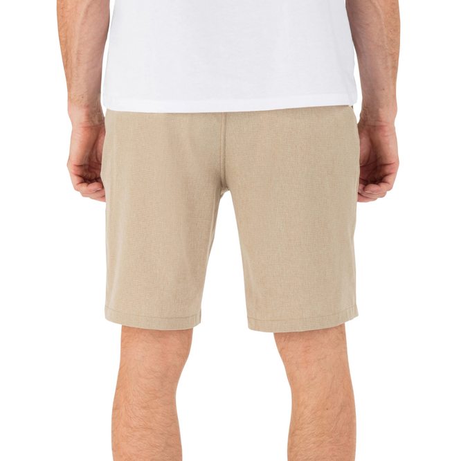 Phantom Flow Shorts Khaki