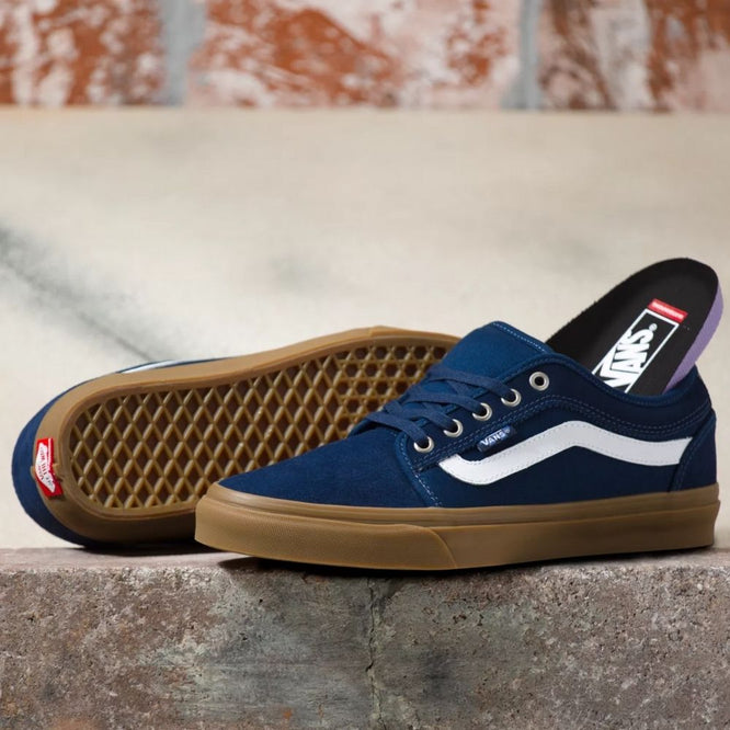 Chukka Low Sidestripe Navy/Gum